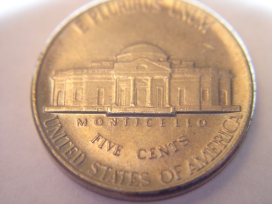 2000-P-Jefferson-Nickel,--Die-Gouge-On-Obv.